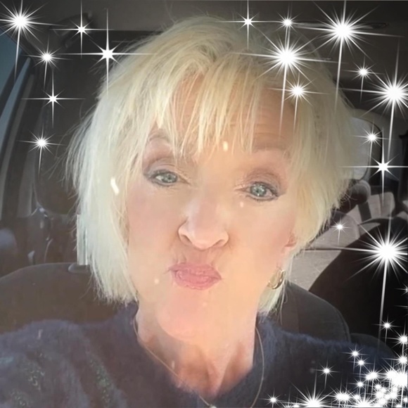 Meet your Posher, Cathy - Picture 11 of 11